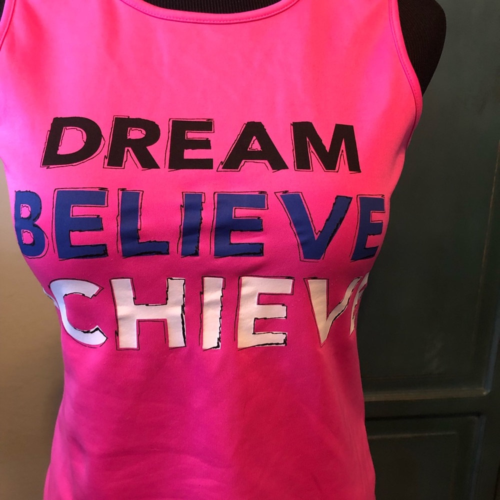 Athletic shirt for girls